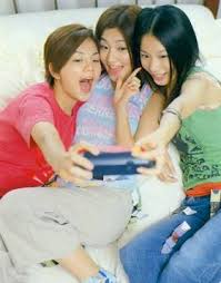 S.H.E成軍21年童年回憶返晒嚟| on.cc 東網| LINE TODAY