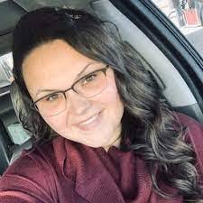 Kasey Kellogg's Instagram, Twitter & Facebook