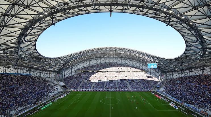 velodrome marseille atmosphere