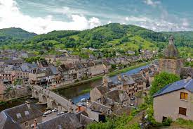 Winds wnw at 13 to 14 mph (20.9 to 22.5 kph) (20.9 to 22.5 kph). Photo A Saint Geniez D Olt 12130 Le Village Le Lot Et Le Pont Saint Geniez D Olt 237983 Communes Com