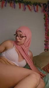 Feet Licking and Anal Play with Heels Mia Niqab ft. MiaNIqab: Arab, Anal  Masturbation, Sex Toy, Big Ass, Amateur Porn | Faphouse