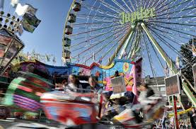 Auf der cranger kirmes gibt es die möglichkeit, rund fünf kilometer an den buden und ständen entlangzulaufen. Diese Grossen Veranstaltungen Fallen 2021 In Hilden Und Haan Aus