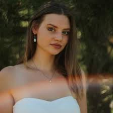 Caitlin Grey (caitlinannegrey)