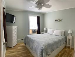 Check spelling or type a new query. Moontide Has Cabins Kitchenettes Motel Rooms And Beach House Apartments Steps From The Beach One Of The Hotels In Maine Near Old Orchard Beach