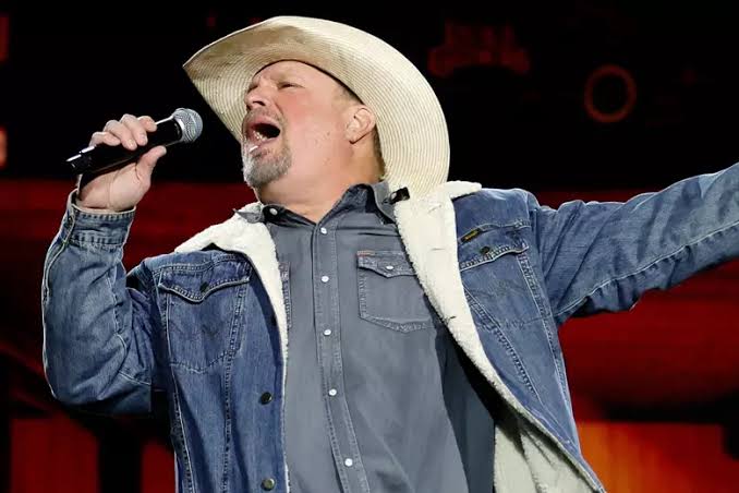 Did Garth Brooks Figure Out a Cure For Blue Dot Fever?