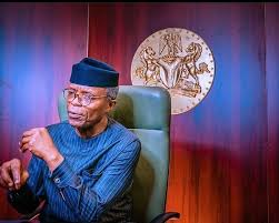 Two daughters, kiki and kanyinsola and a son, fiyinfoluwa. Biography Of Yemi Osinbajo Age Career And Personal Life Contents101