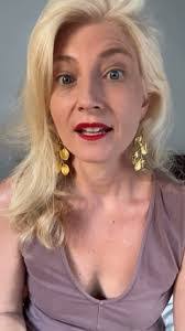 Ann Kovach's Instagram, Twitter & Facebook