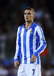 His mother is of portuguese ancestry; Pin On Soccer Players