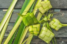 Drama spontan 1 ketupat daun palas by imtiyaz tv mp3 duration 2:48. 9 Langkah Mudah Menganyam Ketupat Tokowahab Com Resep
