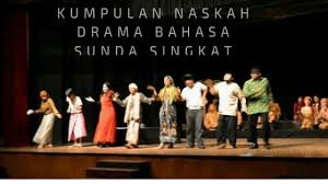 Maybe you would like to learn more about one of these? 8 Naskah Drama Bahasa Sunda Singkat Dari 3 Hingga 8 Orang