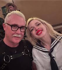 Diane Rosas's Instagram, Twitter & Facebook