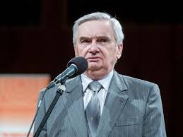 Widzowie uwielbiają ten program za wysoki poziom i zgodnie. Jeden Z Dziesieciu Gdzie I Kiedy Ogladac Teleturniej Znika Z Tvp2 Eska Pl