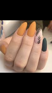 Como se suele decir, vale más una imagen que mil palabras y por eso he preparado esta galería de fotos de uñas gelish para que veas qué bonitas quedan. Pin De Karina Facundo En I Feel Pretty Oh So Prettyyyy Unas De Gel Bonitas Manicura Disenos De Unas Mate