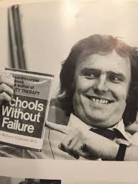 Here we are, all together as we sing our song, joyfully…! 🎶❤️