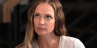 A.J. Cook Reveals the Deeper Story Behind Why J.J. Changed in 'Criminal  Minds: Evolution'