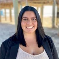 200+ "Wincek" profiles