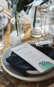 You can make and decorate such decors individually. 9 Budget Friendly Tips For Perfect Wedding Centerpieces