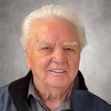 Peggy Hash's Instagram, Twitter & Facebook