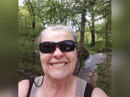 Sandra "Mommerly Hoinees" Sue Daniels's Memorial Website