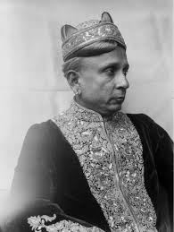 Transportation of plantation produce , Once upon a Time ... These are more  than a hundred year old Post Cards of the Ceylon Tea Estate belonging to  Lipton's. The bullock carts used