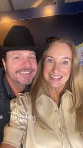 Jennifer Penna's Instagram, Twitter & Facebook