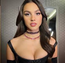 Lilly Key's Instagram, Twitter & Facebook