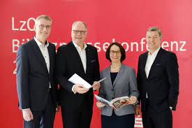 Your sparkasse's online banking service is an easy and convenient way to manage your bank account and allows you to access your account from anywhere in the world, 24/7! Bilanzpressekonferenz