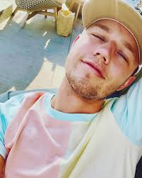 A-O-K☀️☀️🌈