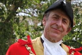 Council launches silver medal scheme for town hero