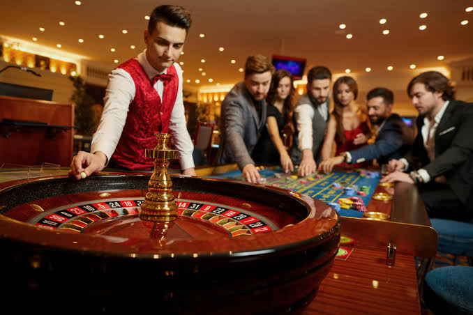Roulette: Pelajari Aturan Dasar, Tips Bermain, dan Peluang Kemenangan