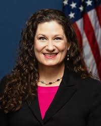 Kristy Lambert's Instagram, Twitter & Facebook