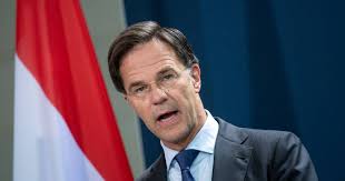 Er wordt een zogenaamde consolidated range van peilingen van de afgelopen 8 maanden getoond. Peiling Vvd Daalt Vier Zetels Ja21 En Volt Virtueel In De Kamer Politiek Ad Nl