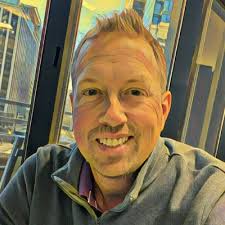 Jonathan Poland (@mrplnd)