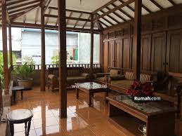 Harga rumah joglo kayu jati yang kami tawarkan tidak hanya menitik beratkan pada kalangan tertentu saja 1 unit rumah dengan model limasan berbahan kayu jati lawas dan memiliki ukuran tiang (soko) 11 sampai 12 cm. Rumah Joglo Solo Full Kayu Jati Jebres Solo Jebres Surakarta Jawa Tengah 1 Kamar Tidur 150 M Rumah Dijual Oleh Yonathan Hendryk Rp 2 M 16198357