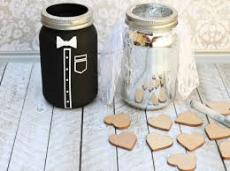 C'est en voyant mon pot de semoule au lait après diner, trainer sur ma table basse après mon diner, puis en regardant mes petits cactus fraichement achetés, toujours dans leurs petits pots de terre d'origine que je me suis dit « hey ! 1001 Idees Innovantes Pour Que Faire Avec Des Pots En Verre