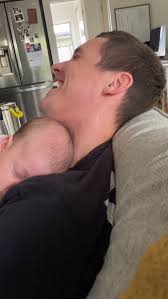 🤎🍫Cleo is a Kinder Suprise kid and she has gone absolutely wild over the  new Natoons Cubs range and has loved exploring her surroundings with her  new friends! The chocolate wasn't the