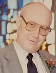 Obituary information for Lawrence B Smith