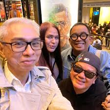 ANY TRIP TO NEW YORK WON'T BE COMPLETE WITHOUT MEETING OUR FRIENDS & TRAVEL  PARTNERS @empaktitah @dawnselya & @rafawestnewyork ! I always have the best  banters with them, and even if we