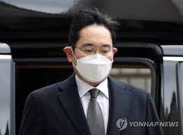 Jun 07, 2021 · 송영길 더불어민주당 대표가 이재용 삼성전자 부회장의 사면 문제에 대해 '가석방' 가능성을 언급했다. ì´ìž¬ìš© ê´'ë³µì ˆ ê°€ì„ë°© ë˜ë‚˜ ì´ëª…ë°• ë°•ê·¼í˜œ ì‚¬ë©´ì€ ë§¤ì¼ê²½ì œ