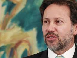 El escandaloso pleito por acoso laboral del exsecretario ejecutivo de la  JEP Néstor Raúl Correa: pide reintegro y millonaria indemnización