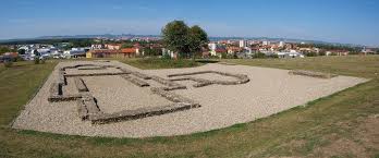 Trvale zde žije 1178 obyvatel. Uherske Hradiste Spitalky Mapio Net