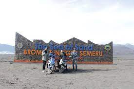 Itu setelah ditemukannya klaster ziarah wali lima di kelurahan trajeng, kecamatan panggungrejo. 26 Jam Bermotor Dari Bandung Ke Gunung Bromo Lelah Terbayar Keindahan