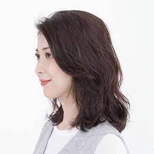おしゃれな空気感をまとえる切りっぱなし風ミディアム 40代のミディアムヘア 40代 ヘアスタイル ミディアムヘア ロングヘア