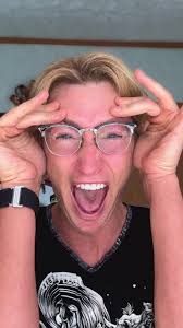 Katie Davidson Author