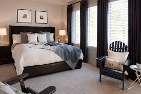 Bedroom curtain ideas need to include the curtain top design, too. 20 Ravishing Black Drapes For The Bedroom Home Design Lover