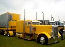 Flat Top Peterbilt With Matching Reefer Chicken Lights And Chrome Trucks Big Trucks Custom Big Rigs