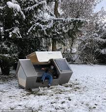 Das ulmer nest ist eingebettet in die bestehenden angebote der wohnungslosenhilfe in ulm. Sleeping Capsules A German City Applies An Innovative Idea To Protect The Homeless From The Bitter