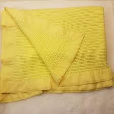 Vintage Sunny Yellow Waffle Weave Satin Edge Baby Blanket 70s Esmond 36 X 44 Esmond Vintage Weaving Yellow