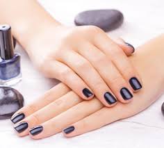 Umso wichtiger ist eine intensive pflege von hand, nägeln und nagelhaut. Nagellack Entfernen Alle Methoden Hausmittel