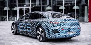 Mercedes has no interest in minimalist electric car design. Electric Flagship Mercedes Eqs Offers 770 Km Long Range Electrive Com